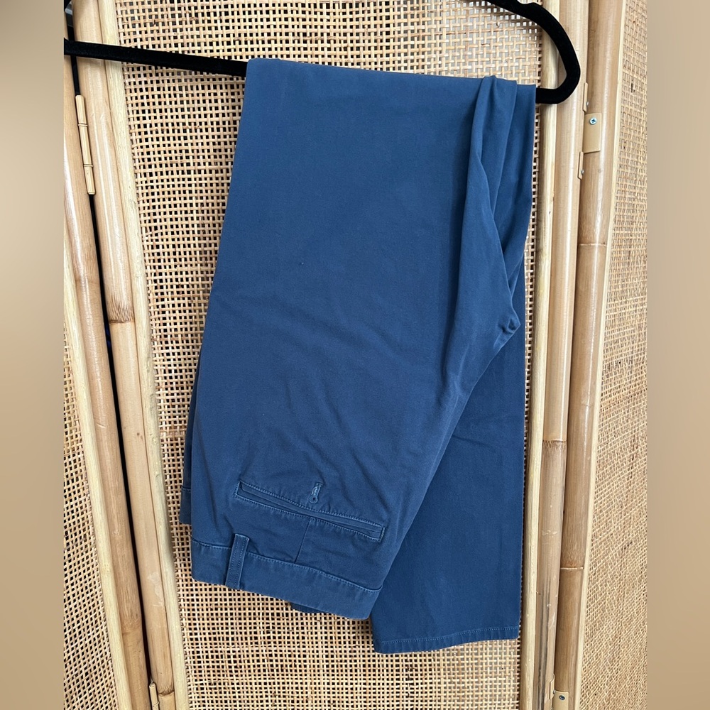 Men’s slim taper Bonobos pants